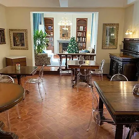 Bed & Breakfast La Terrazza Di Via Elisa 4*