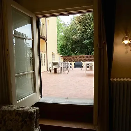 La Terrazza Di Via Elisa ベッド・アンド・ブレックファスト