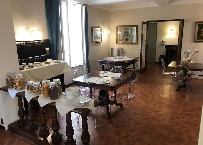 住宿加早餐酒店 La Terrazza Di Via Elisa 卢卡