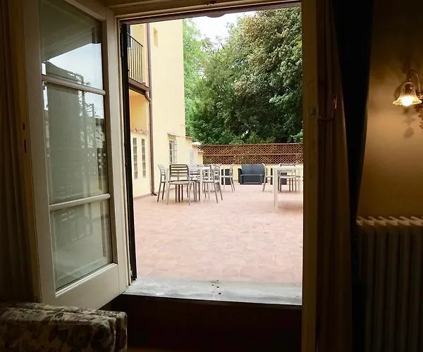 La Terrazza Di Via Elisa Bed & Breakfast